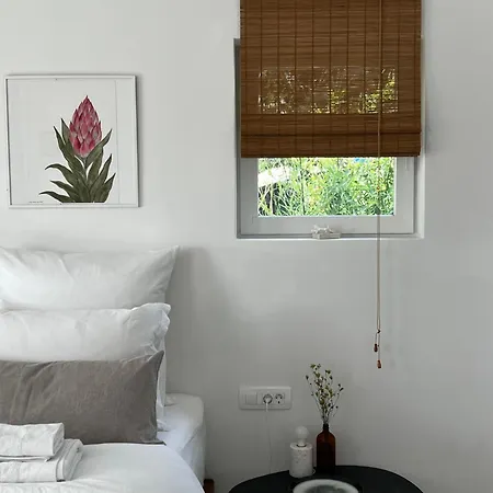 Sol Melba Boutique - *