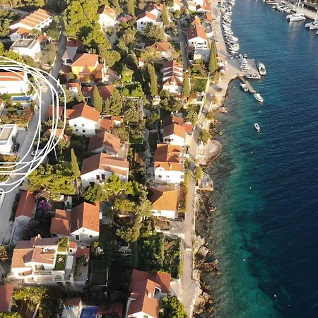 Sol Melba Boutique - *