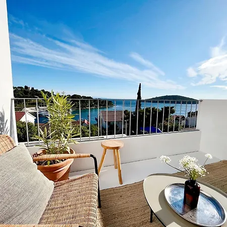 Sol Melba Boutique - * Maslinica