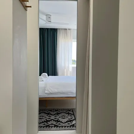 Sol Melba Boutique - *